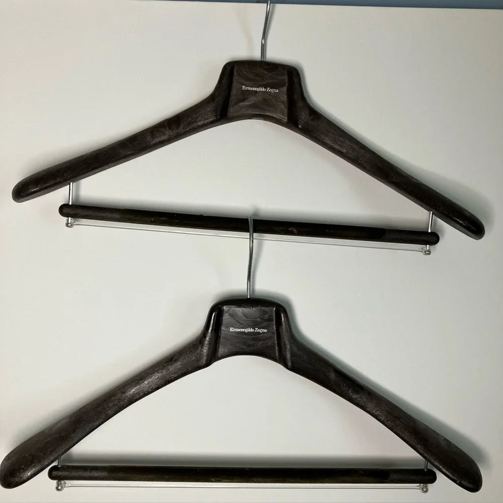 ERMENEGILDO ZEGNA Set of TWO Designer Boutique Composite Heavy Suit Hangers - Picture 11 of 13